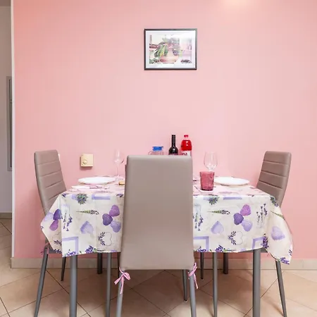 With A Parking Space - 22972 Apartmán